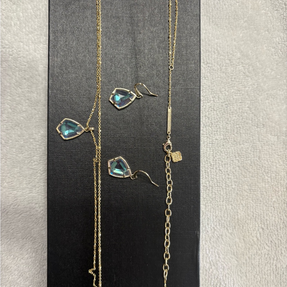 Kendra Scott Necklace and Earring Set